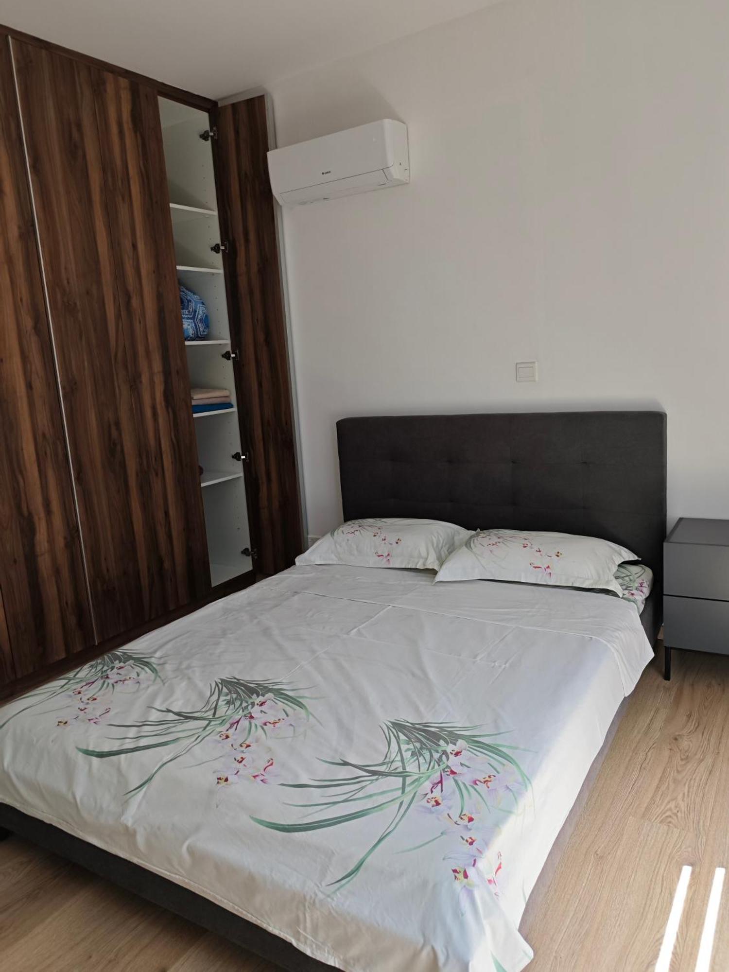Апартаменти Flat Tseri